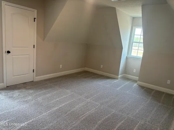 $439,900 | 939 Buttermilk Drive, Nesbit, MS 38651