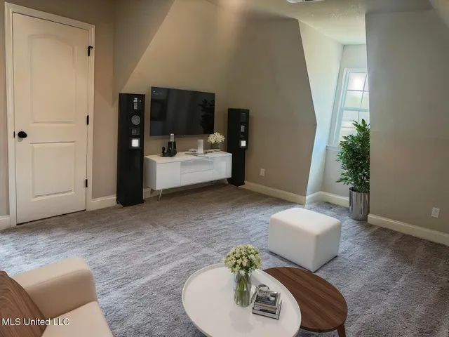 $439,900 | 939 Buttermilk Drive, Nesbit, MS 38651