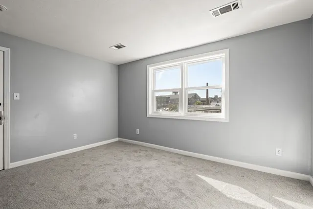 $237,000 | 120 15th Street, Unit 5, Fall River, MA 02723