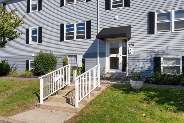 $237,000 | 120 15th Street, Unit 5, Fall River, MA 02723