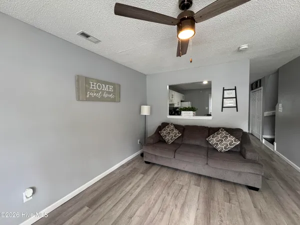 $1,150 | 205 Pinegrove Court, Jacksonville, NC 28546