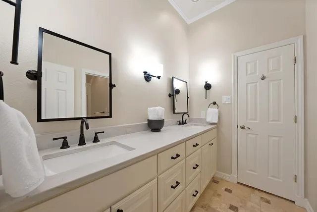 $650,000 | 919 Riviera Drive, Mansfield, TX 76063