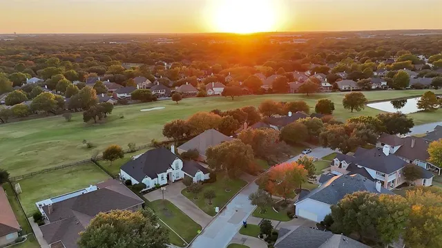 $650,000 | 919 Riviera Drive, Mansfield, TX 76063