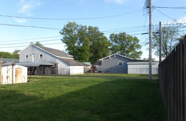 114 East 7th Street Flora, IL 62839 - Photo 16 of 16