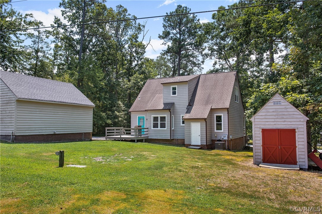 11210 Moravia Road Midlothian, VA 23112 - Photo 29 of 29 a front view of house with yard and garage