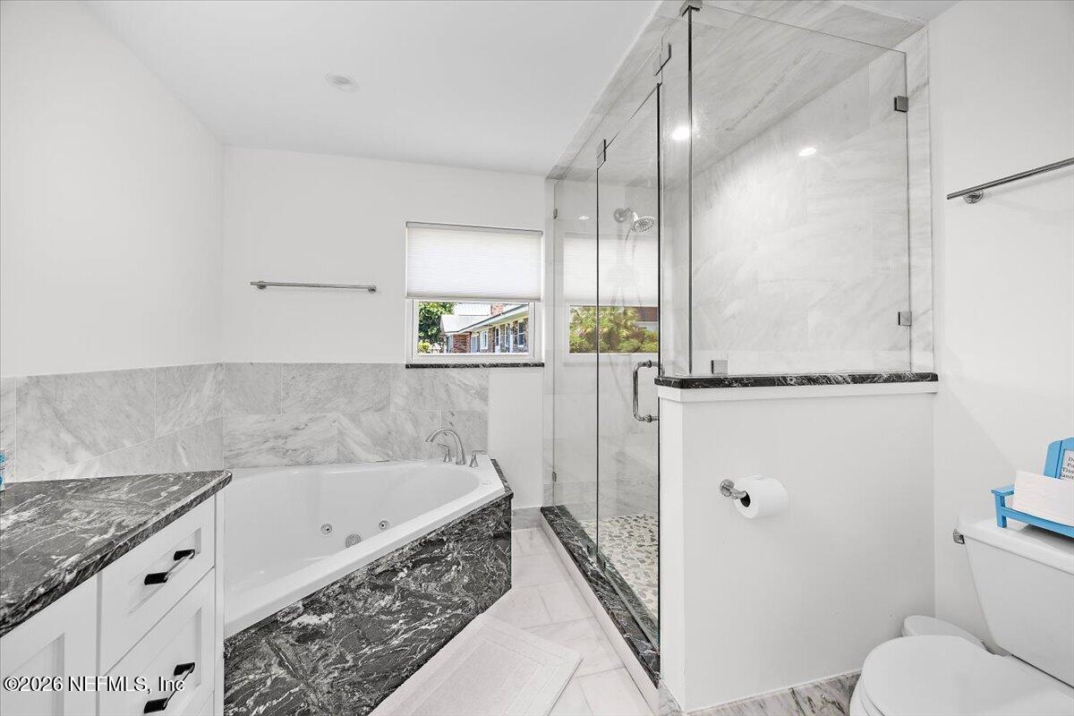 236 Pablo Road Ponte Vedra Beach, FL 32082 - Photo 21 of 28 21-Bathroom