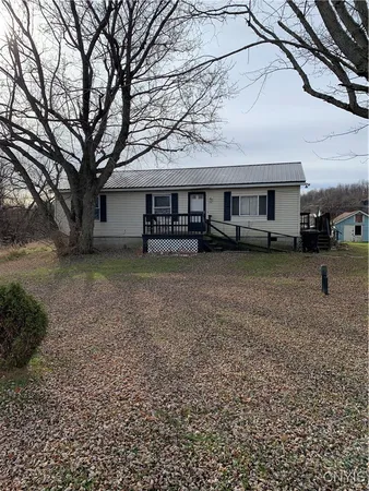 $75,000 | 42567 County Route 24, Antwerp, NY 13608