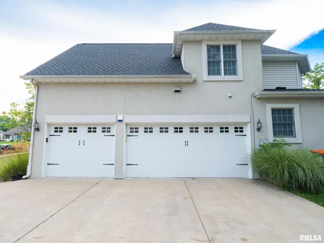 $639,900 | 1205 West Poplar Woods Court, Dunlap, IL 61525