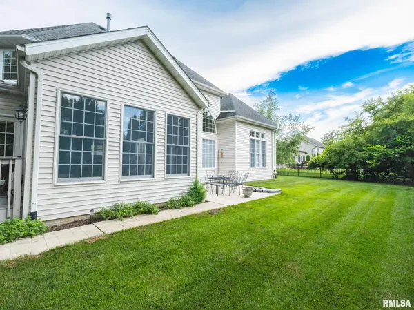 $599,900 | 1205 West Poplar Woods Court, Dunlap, IL 61525