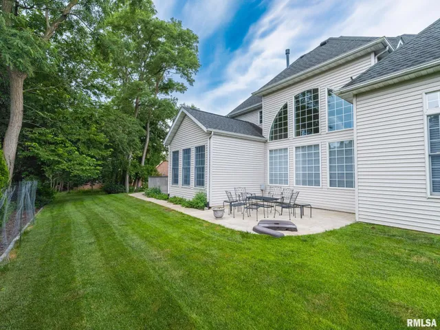 $639,900 | 1205 West Poplar Woods Court, Dunlap, IL 61525