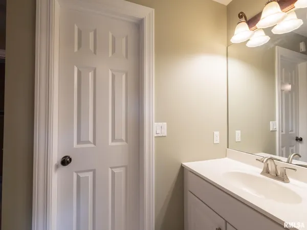 $599,900 | 1205 West Poplar Woods Court, Dunlap, IL 61525