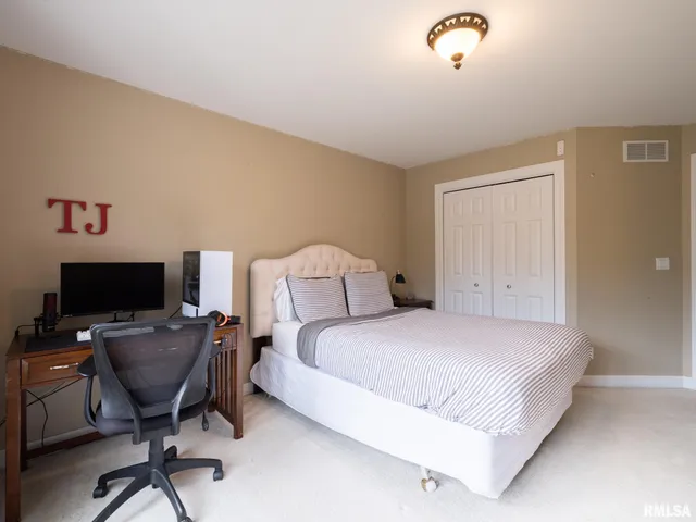 $639,900 | 1205 West Poplar Woods Court, Dunlap, IL 61525