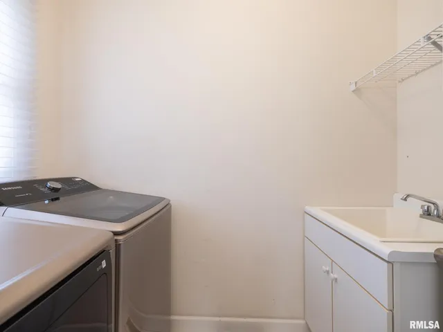 $639,900 | 1205 West Poplar Woods Court, Dunlap, IL 61525