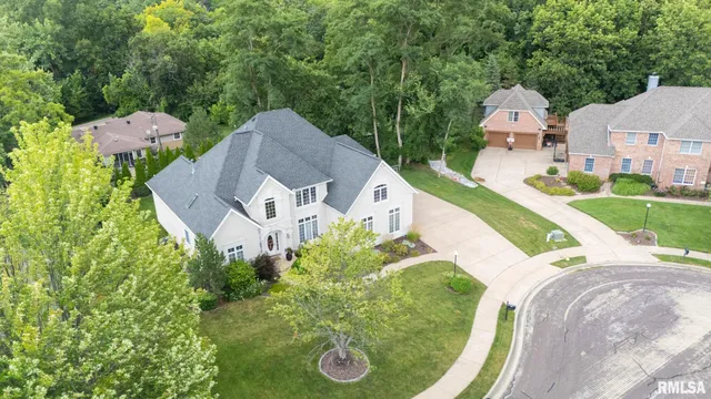 $639,900 | 1205 West Poplar Woods Court, Dunlap, IL 61525