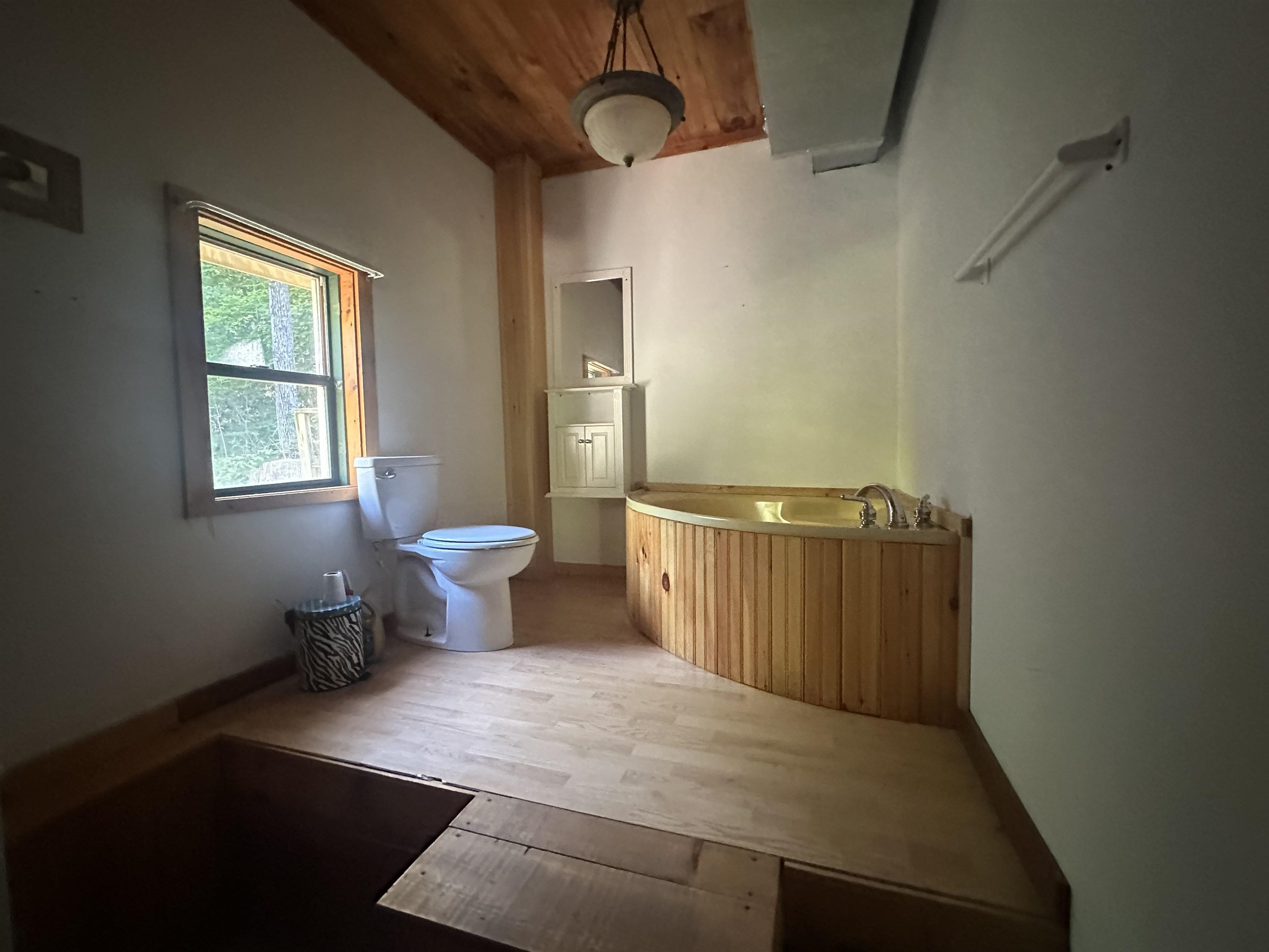 1455 Lake Dunmore Road Leicester, VT 05733 - Photo 14 of 36 Gallery Image 14