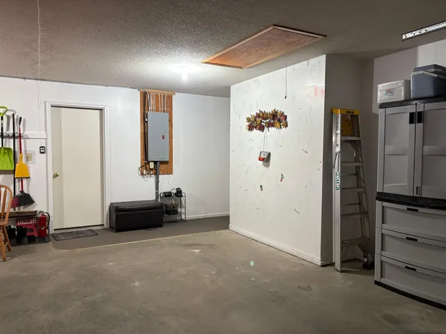 $250,000 | 40 West Broadway, Plainview, MN 55964