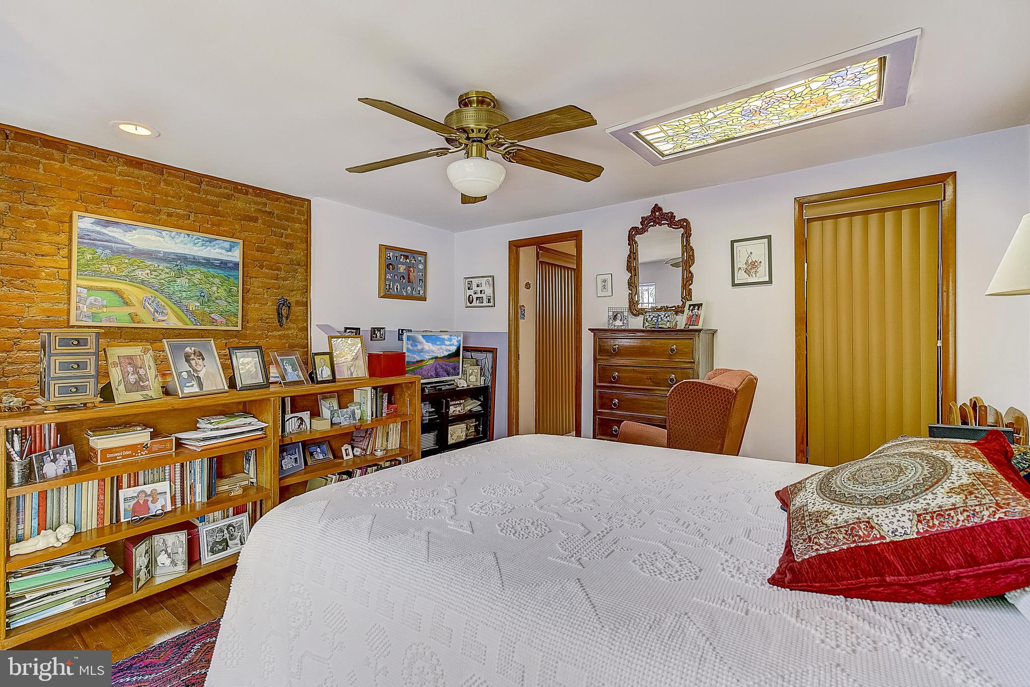 2050 Kater Street Philadelphia, PA 19146 - Photo 13 of 26