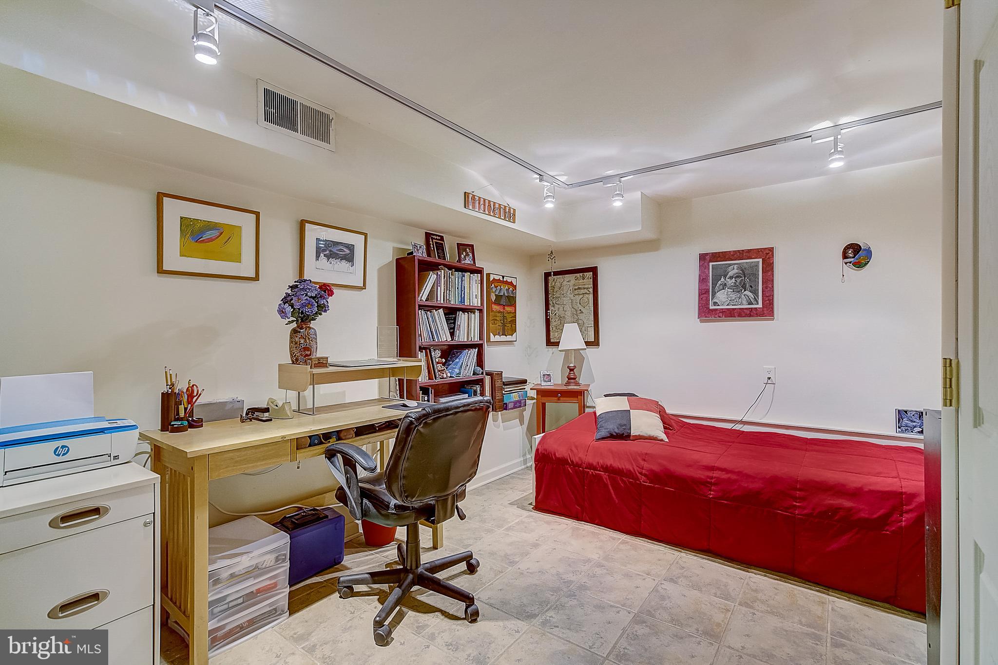 2050 Kater Street Philadelphia, PA 19146 - Photo 19 of 26