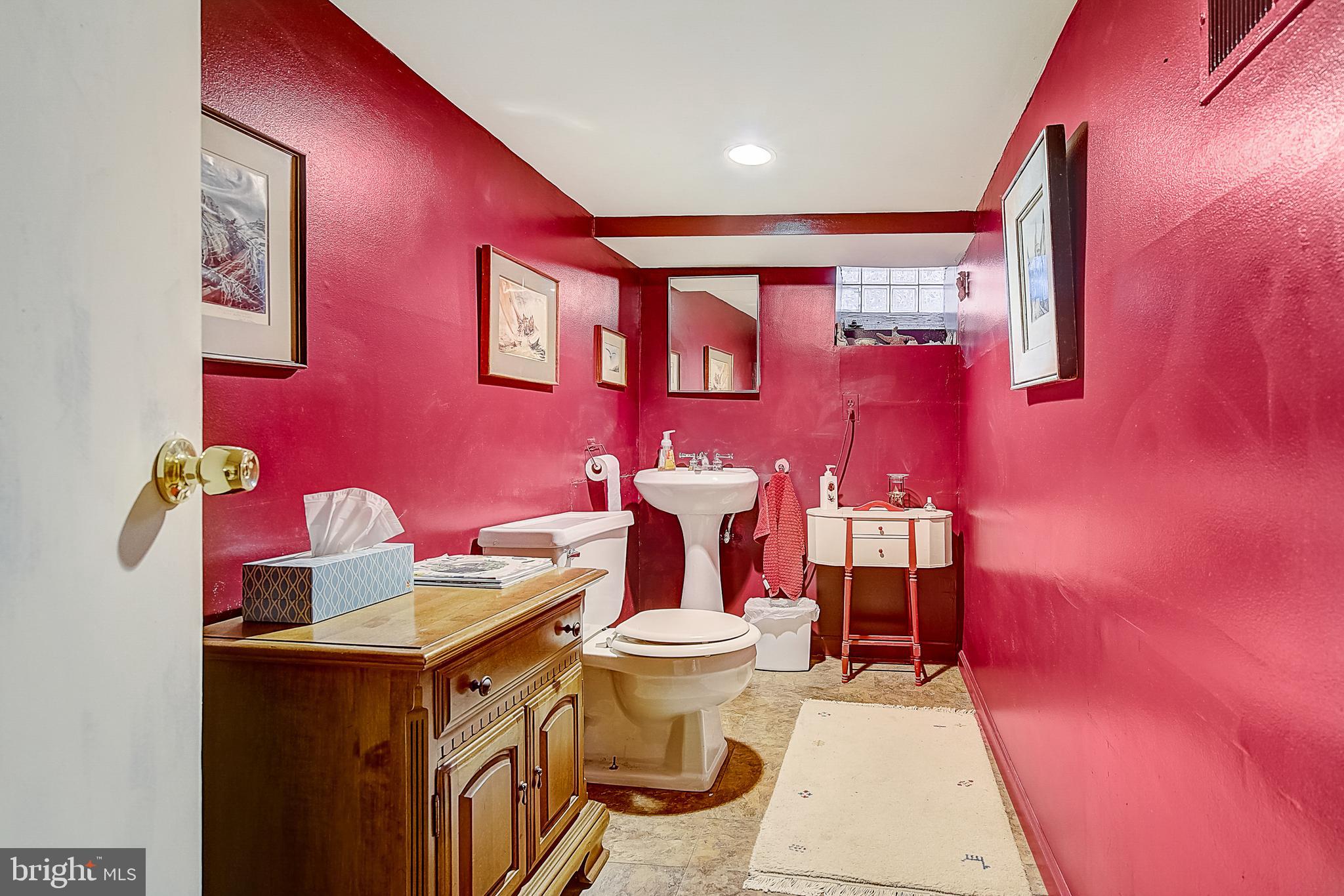 2050 Kater Street Philadelphia, PA 19146 - Photo 20 of 26