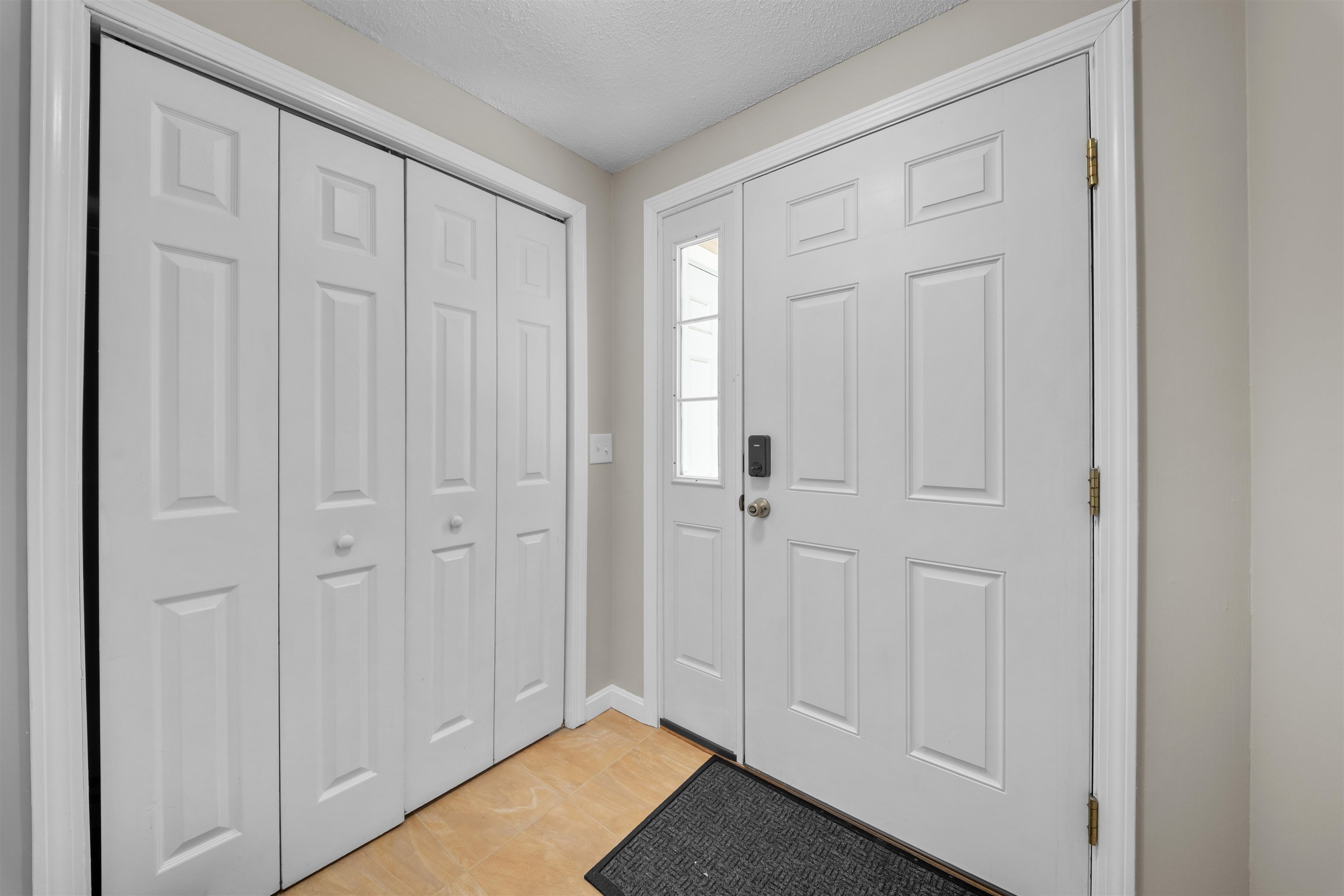 42 Modena Drive Concord, NH 03303 - Photo 2 of 20