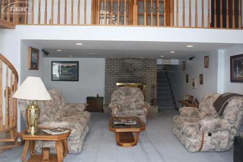 3461 East Rolston Road Fenton, MI 48430 - Photo 4 of 22 20375932-3.JPG