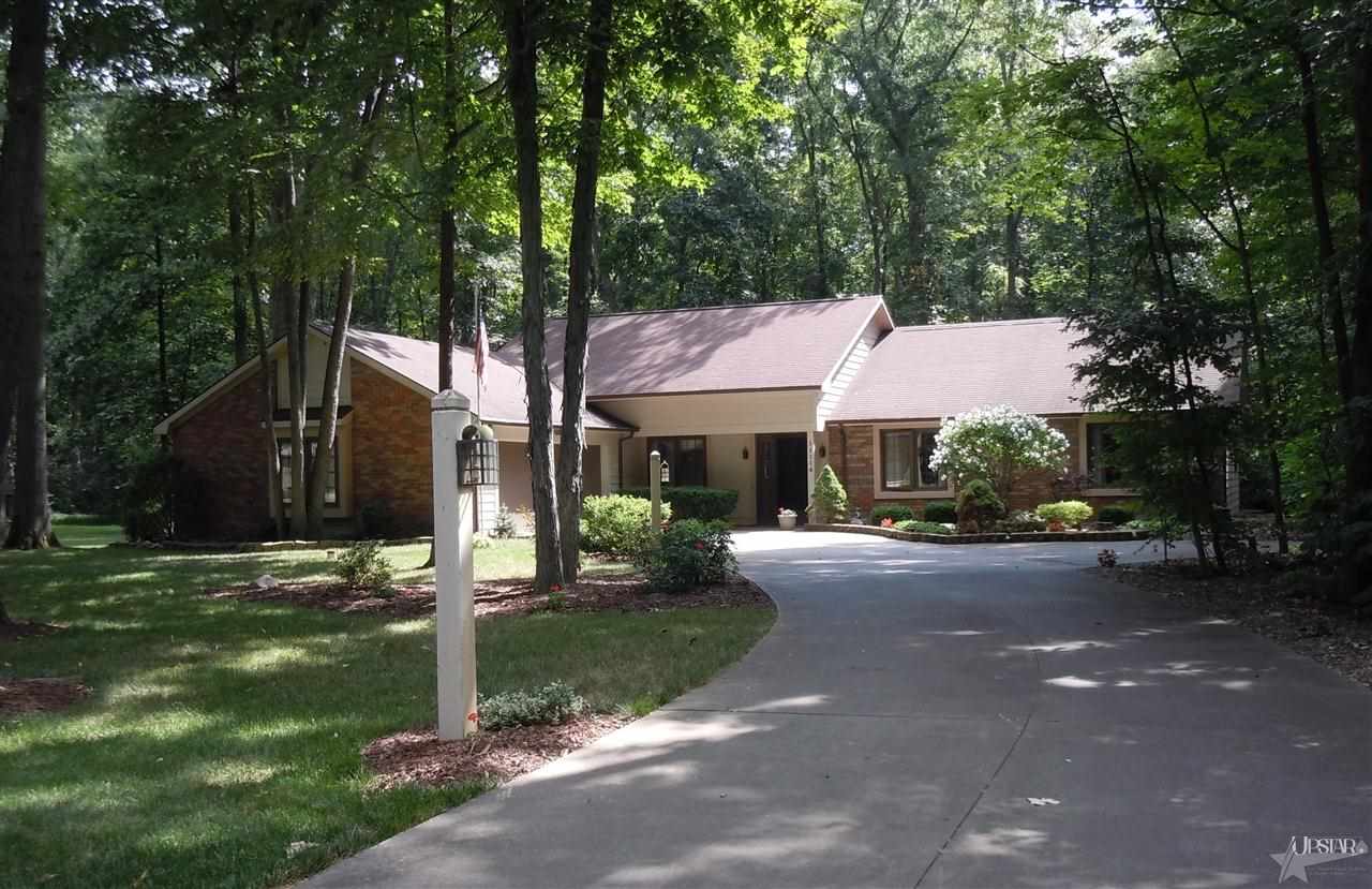 11114 Hickory Tree Road Fort Wayne, IN 46845 - Photo 1 of 27
