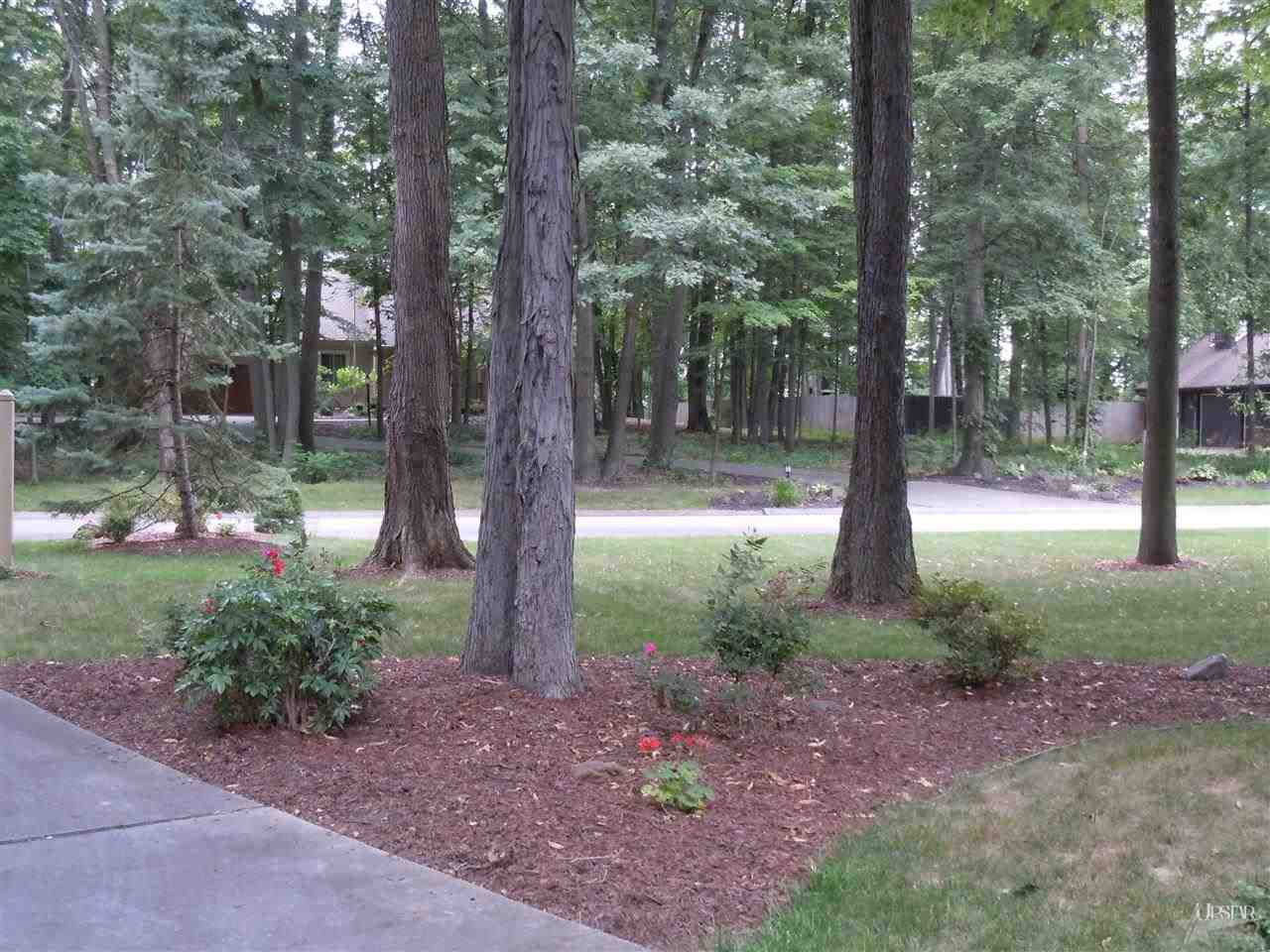 11114 Hickory Tree Road Fort Wayne, IN 46845 - Photo 2 of 27