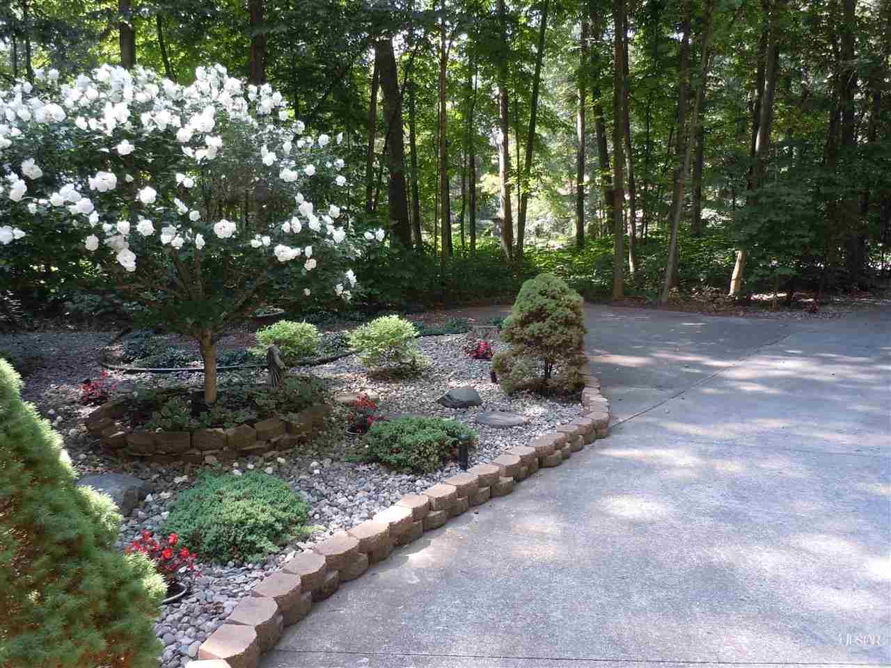 11114 Hickory Tree Road Fort Wayne, IN 46845 - Photo 24 of 27