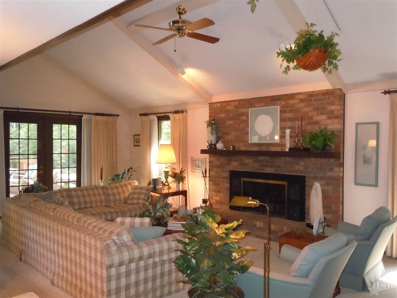 11114 Hickory Tree Road Fort Wayne, IN 46845 - Photo 4 of 27