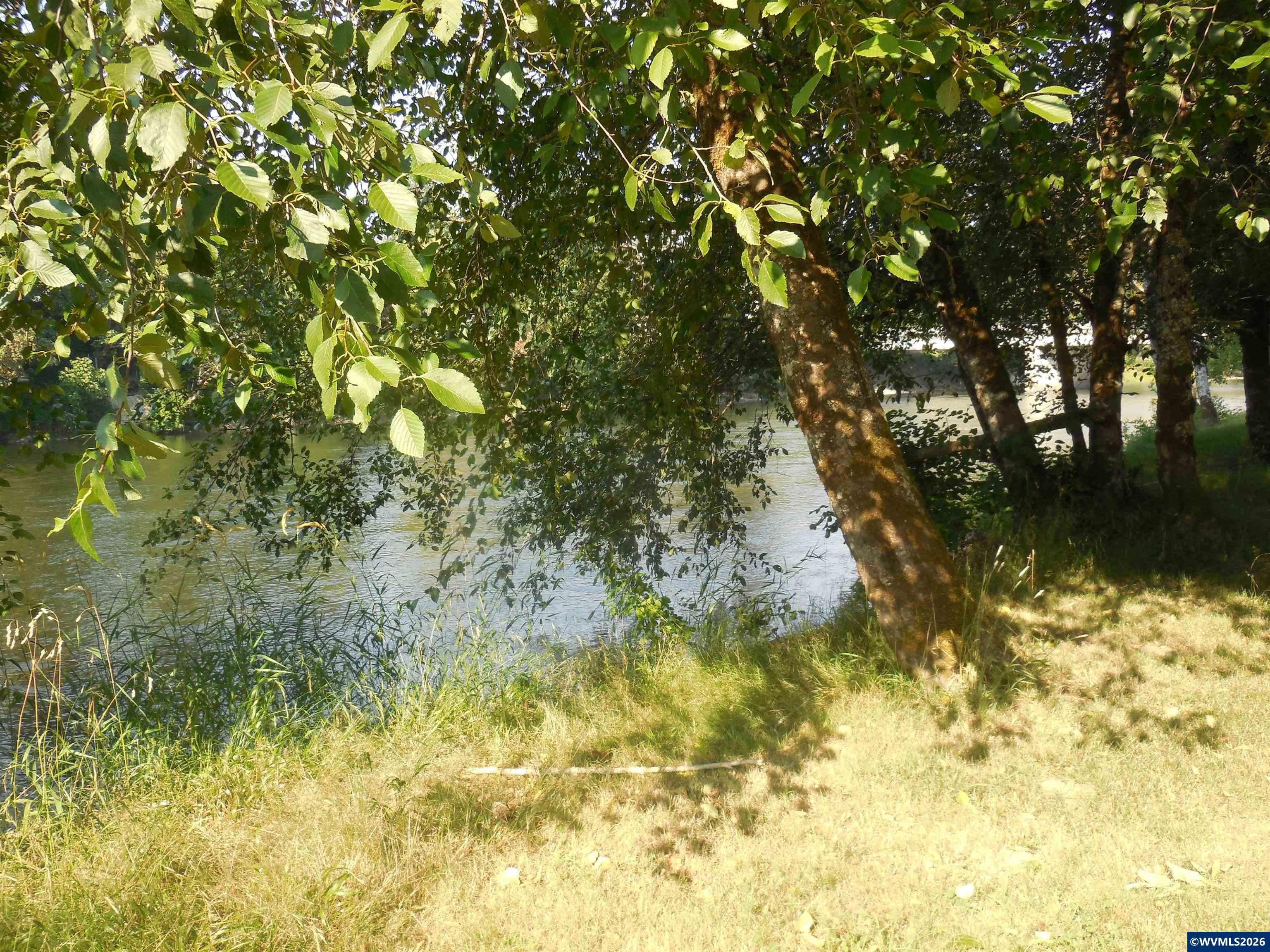 341 Locust Street Lyons, OR 97358 - Photo 13 of 22 Gallery Image 13