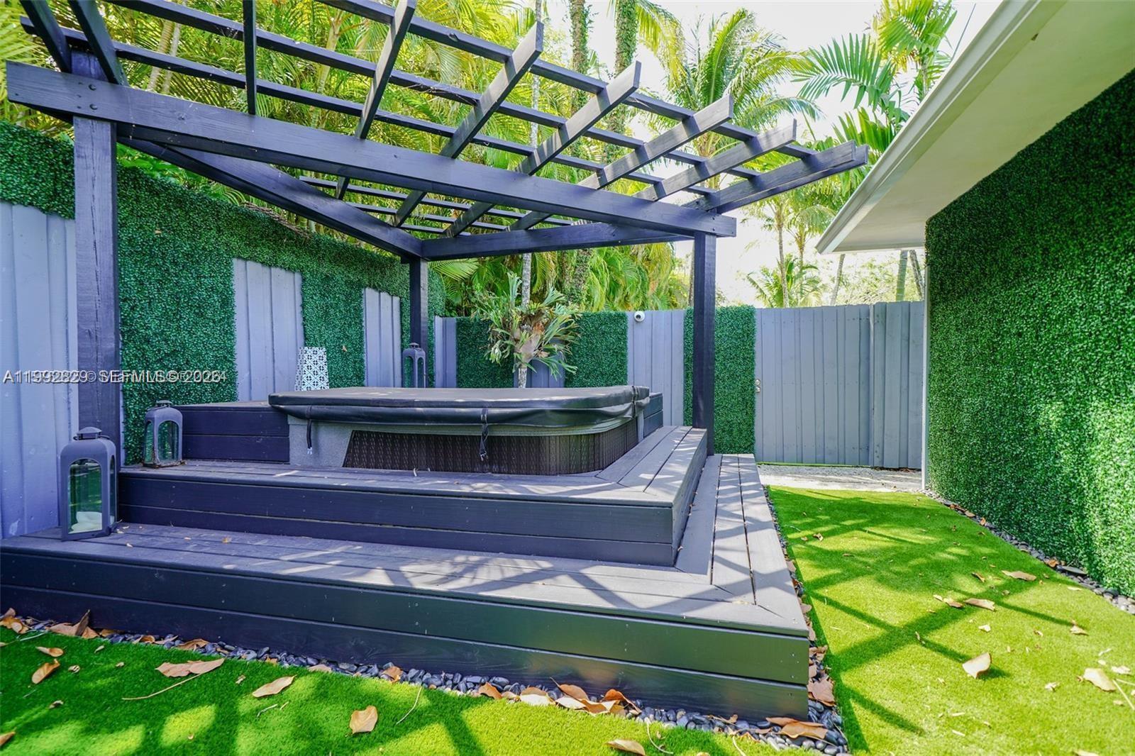 8390 Southwest 64th Street Miami, FL 33143 - Photo 15 of 22