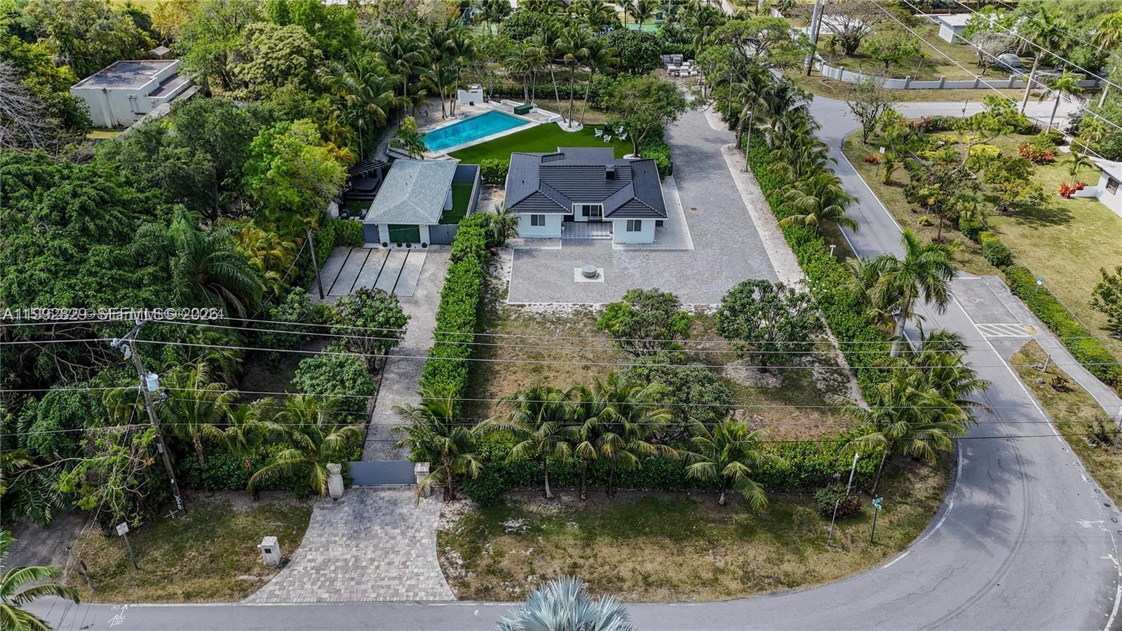 8390 Southwest 64th Street Miami, FL 33143 - Photo 18 of 22