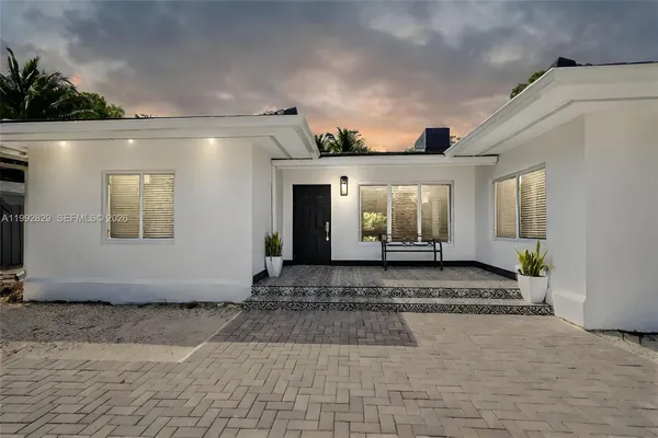 $11,750 | 8390 Southwest 64th Street, Miami, FL 33143