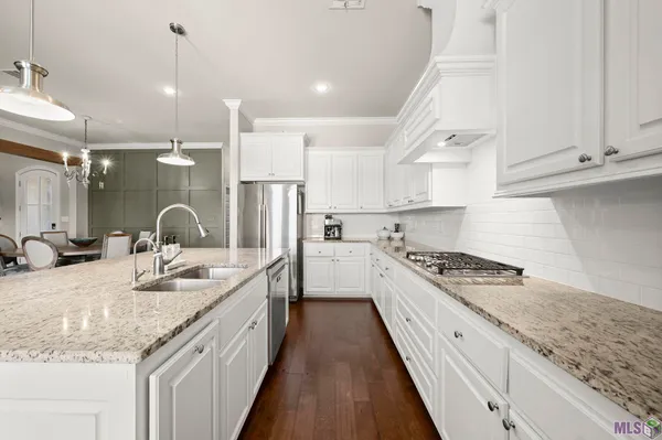 $479,999 | 16054 Greycliff Avenue, Pride, LA 70770