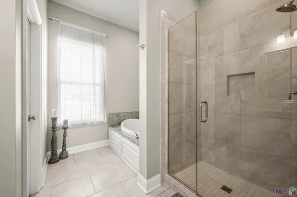 $479,999 | 16054 Greycliff Avenue, Pride, LA 70770