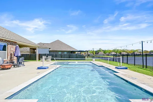 $479,999 | 16054 Greycliff Avenue, Pride, LA 70770