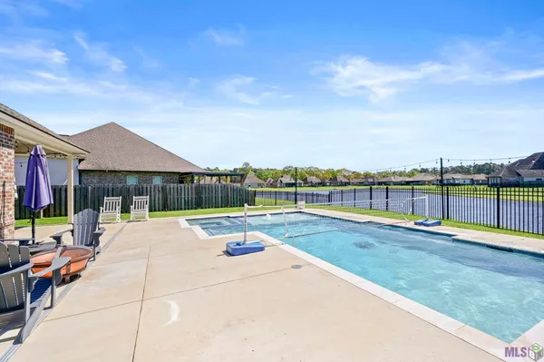 $479,999 | 16054 Greycliff Avenue, Pride, LA 70770