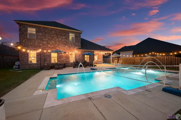 $479,999 | 16054 Greycliff Avenue, Pride, LA 70770