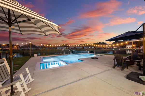 $479,999 | 16054 Greycliff Avenue, Pride, LA 70770