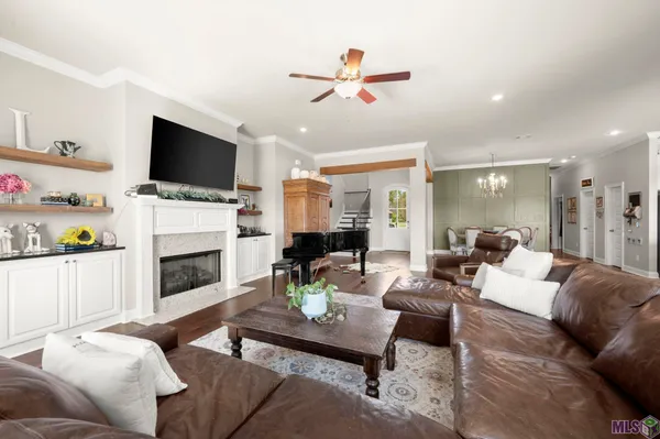 $479,999 | 16054 Greycliff Avenue, Pride, LA 70770