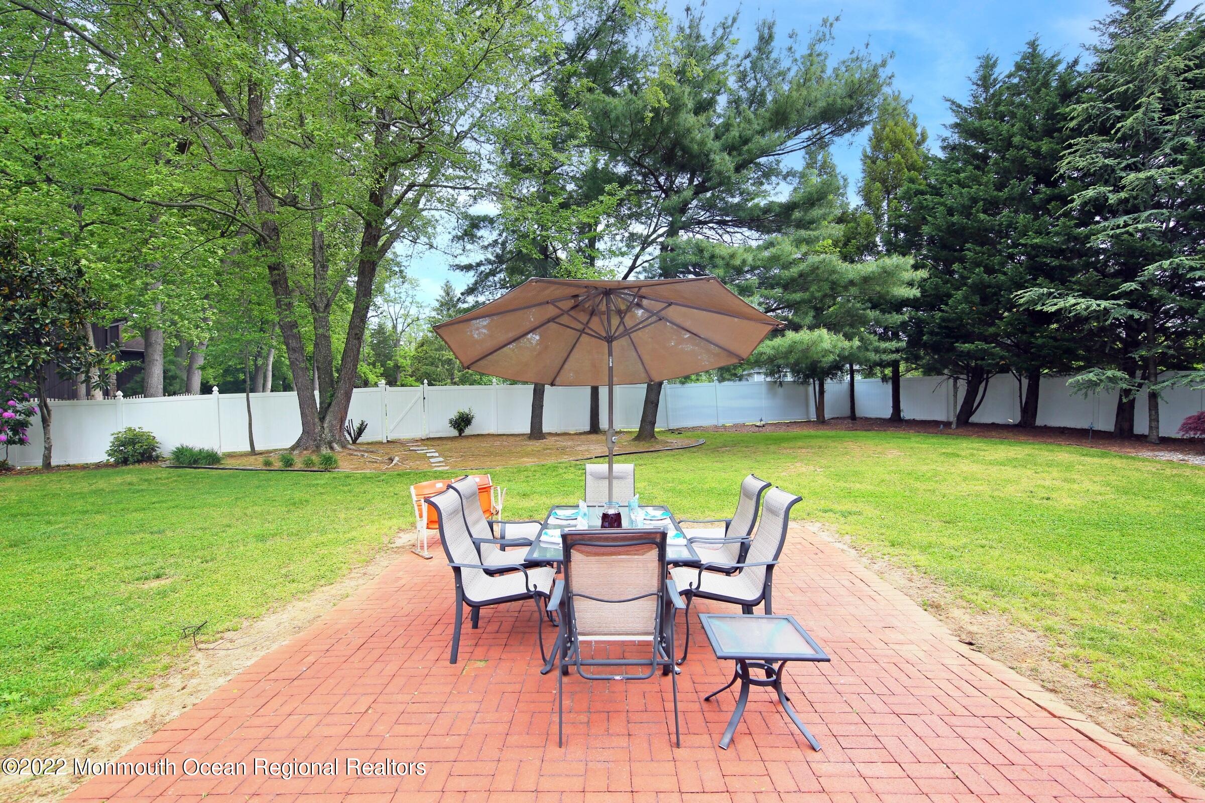 737 Nutswamp Road Red Bank, NJ 07701 - Photo 31 of 40 IMG_2968a
