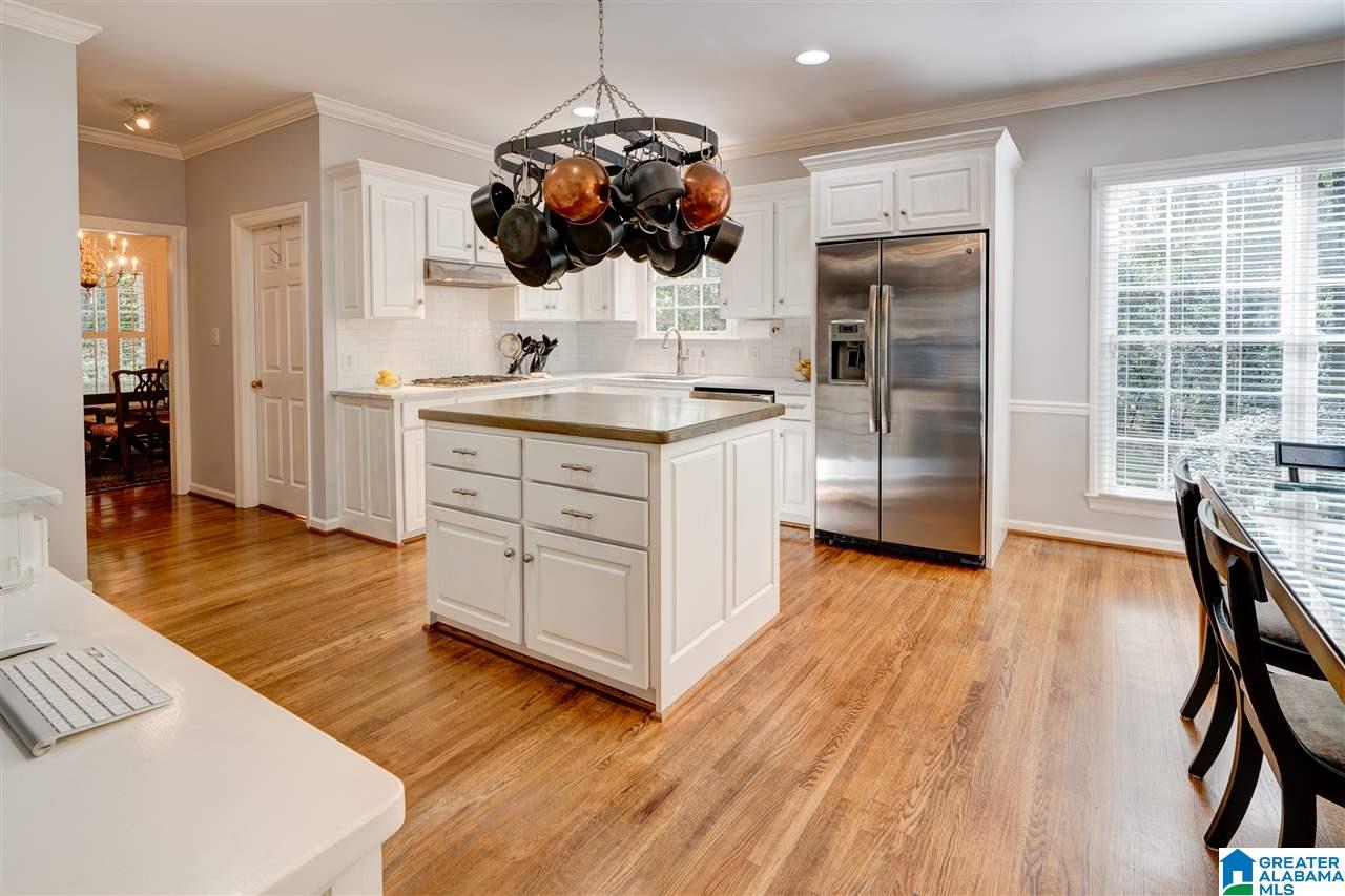 2658 Altadena Road Birmingham, AL 35243 - Photo 12 of 50