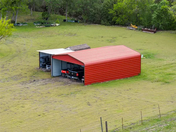 $569,999 | 820 County Road 454, Taylor, TX 76574