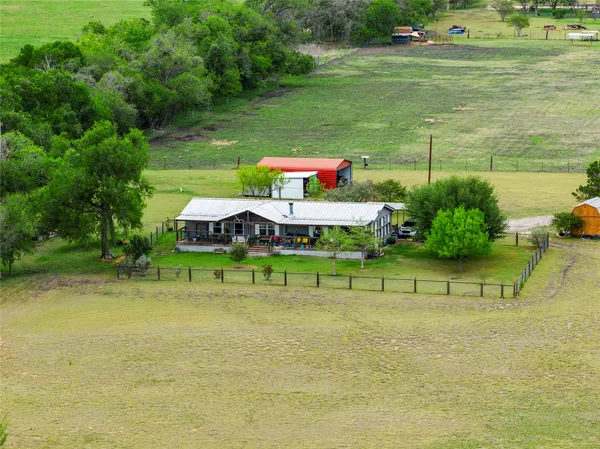 $569,999 | 820 County Road 454, Taylor, TX 76574