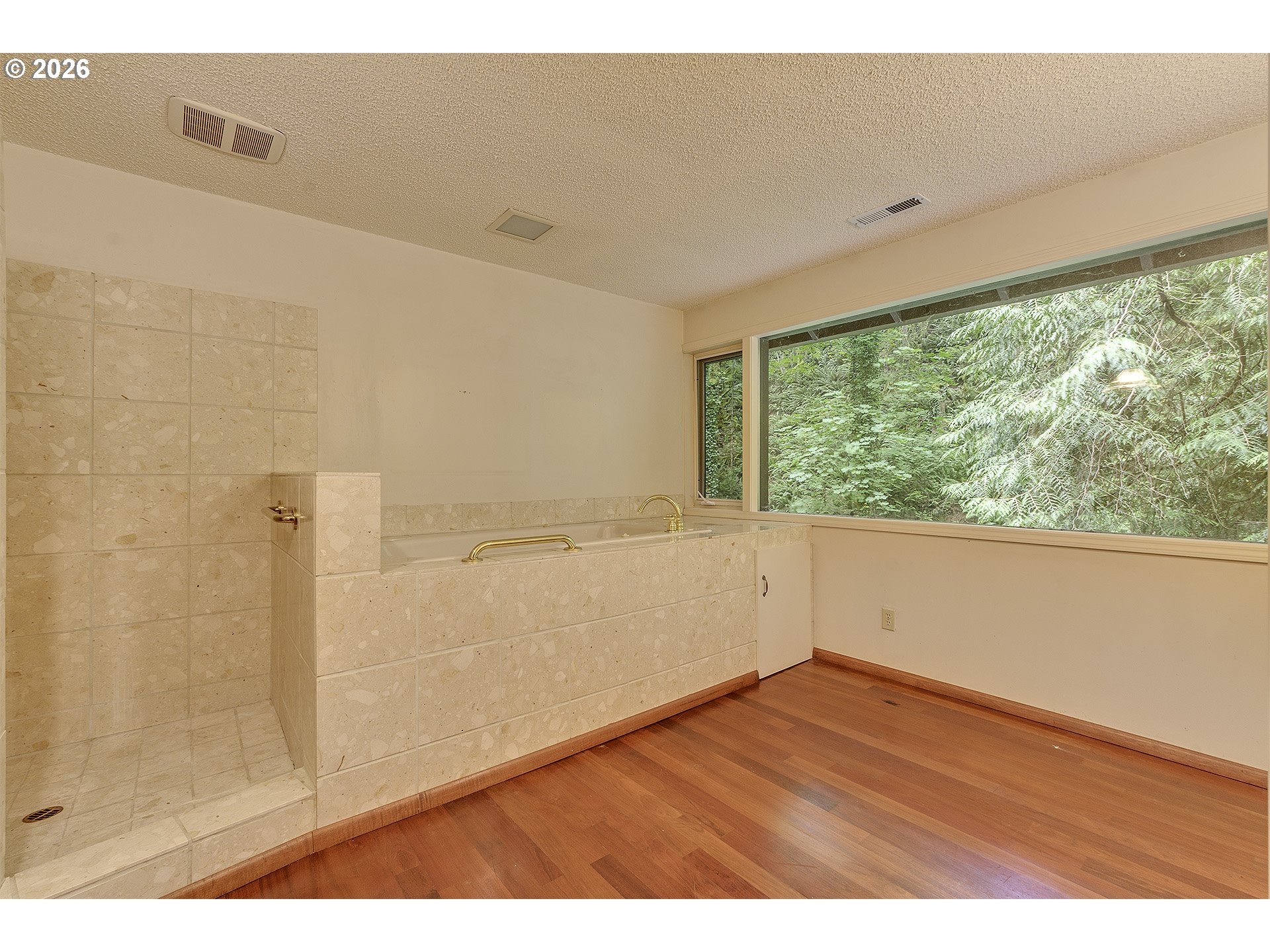 5830 Northwest Cornell Road Portland, OR 97210 - Photo 19 of 38 Gallery Image 19