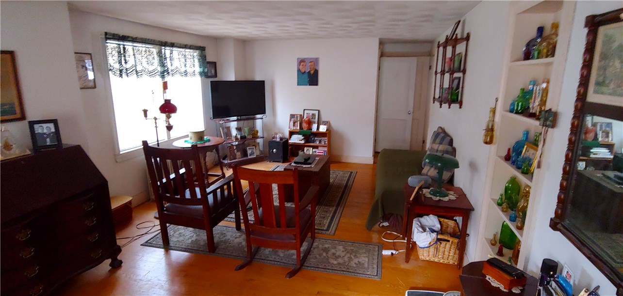 117 Knotty Oak Road Coventry, RI 02816 - Photo 5 of 11