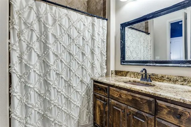 $875,000 | 122 Turtle Dove Lane, Graford, TX 76449