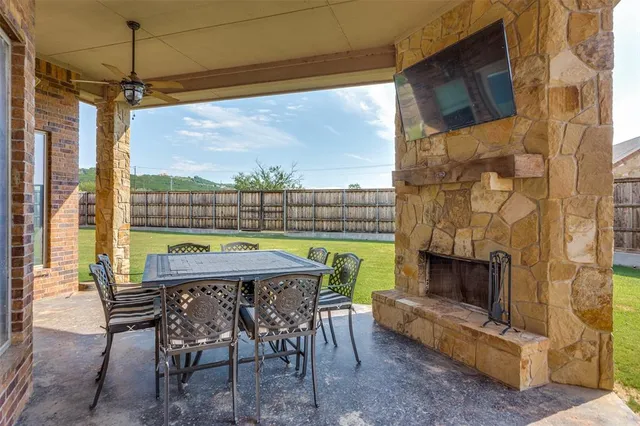 $875,000 | 122 Turtle Dove Lane, Graford, TX 76449