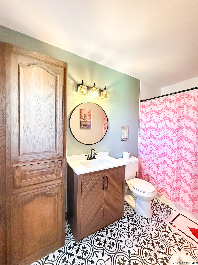 200 Pr 6631 Devine, TX 78016 - Photo 21 of 39