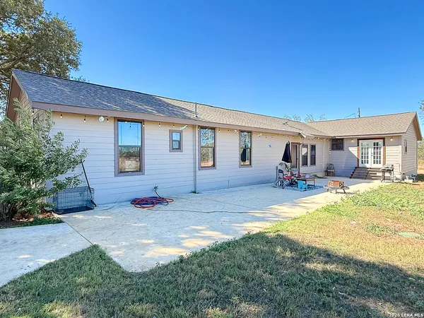 $499,900 | 200 Pr 6631 Devine Tx 78016, Devine, TX 78016